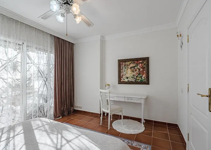 Daire Luxury El Duque