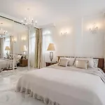 Luxury El Duque Apartamento *