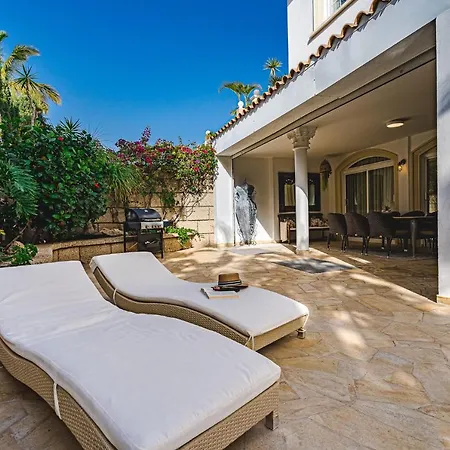 Luxury El Duque * אדחה