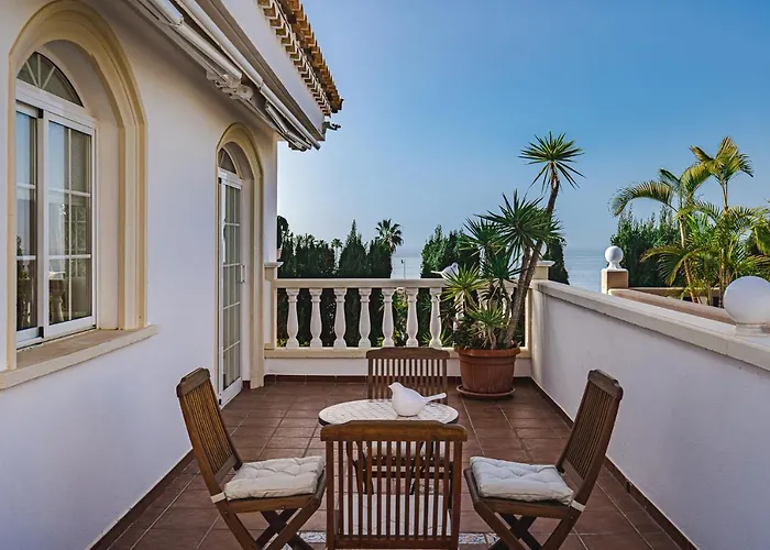 Luxury El Duque Адехе