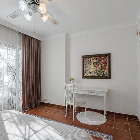 Apartment Luxury El Duque