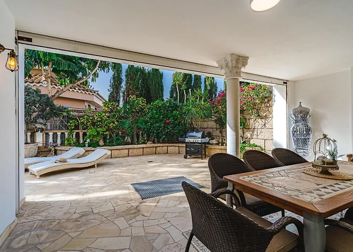 Luxury El Duque Lejlighed